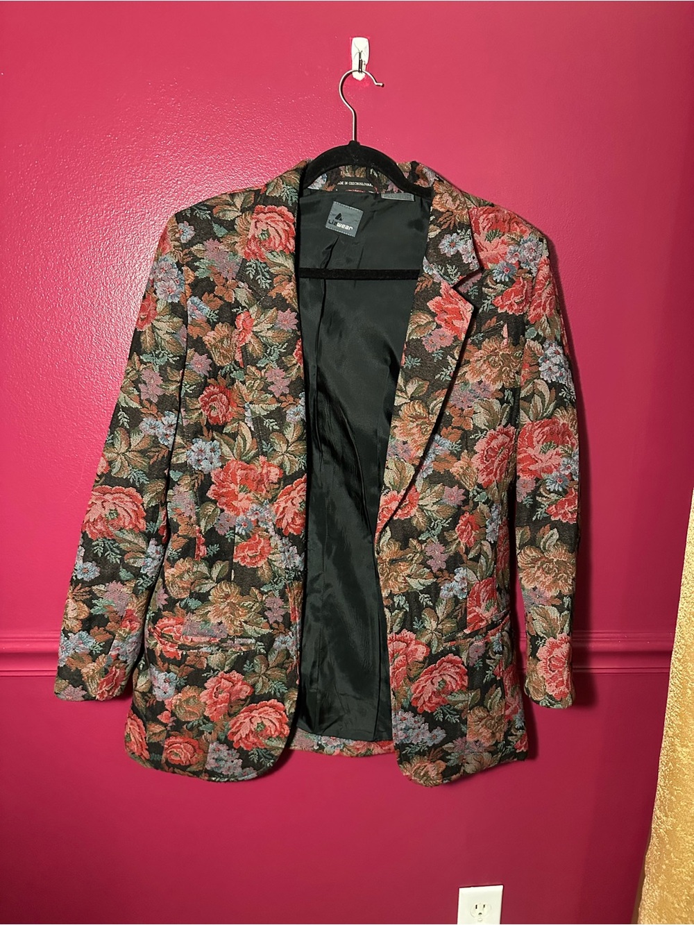 Liz Wear tapestry blazer